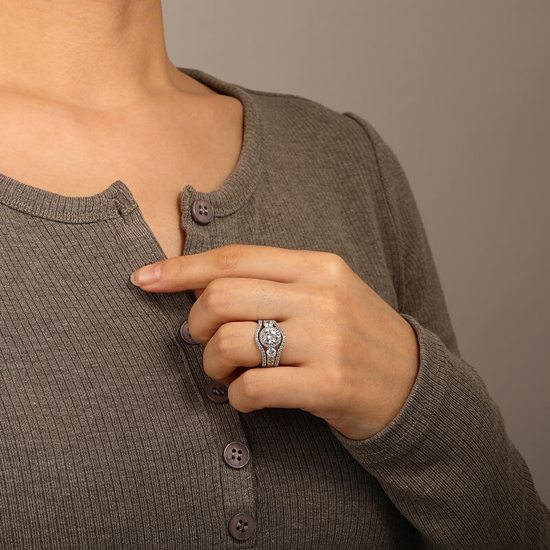 "Only You" Round Cut 3PCS Bridal Set