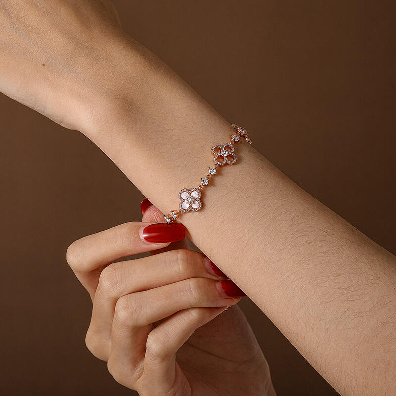 Jeulia Pulsera Linda Sakura de Plata de Ley