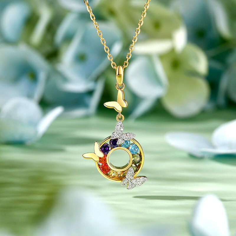 Jeulia Collar de mariposa en el círculo del arco iris de plata esterlina