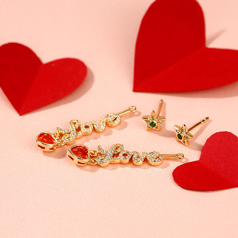 Jeulia Pendientes de plata de ley con el símbolo del amor