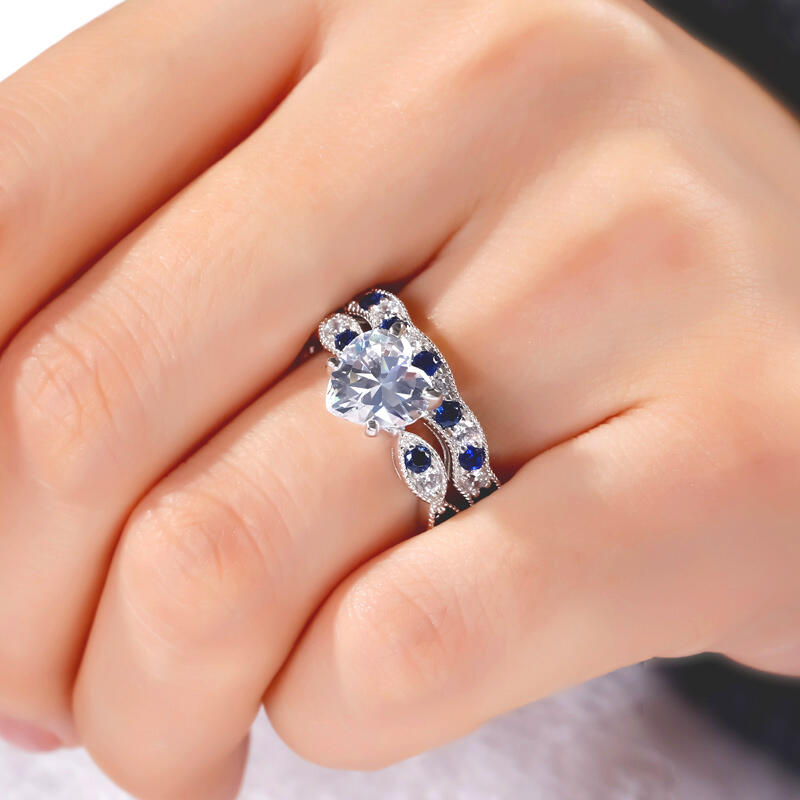 Juego De Anillos Con Corte De Corazón Milgrain