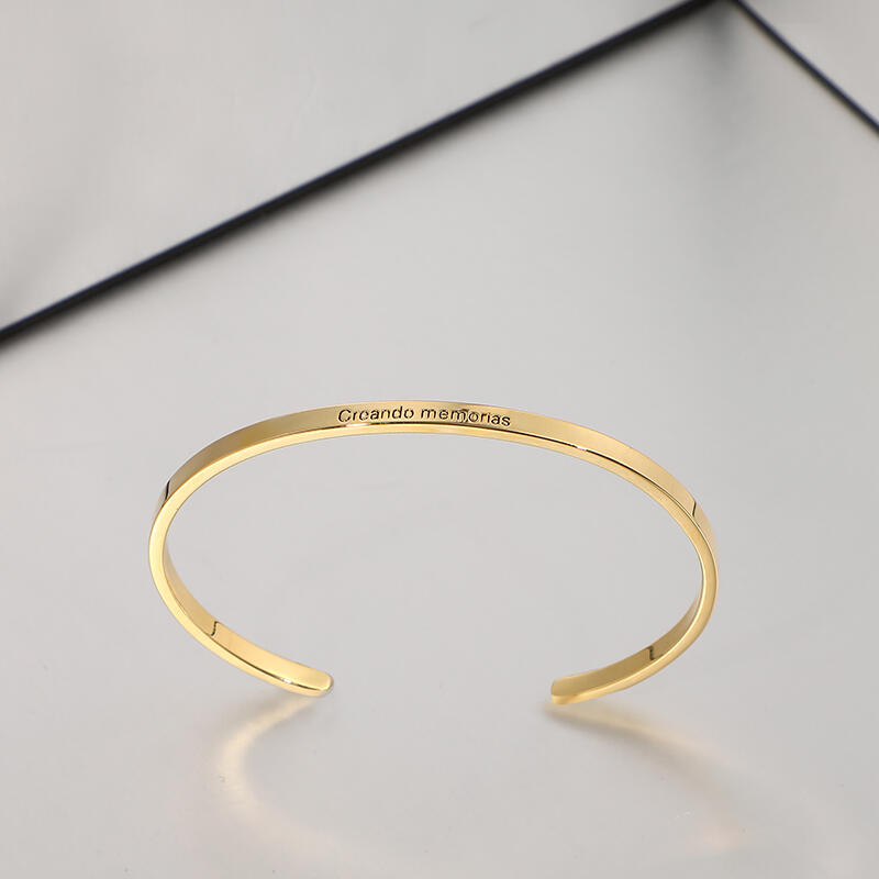 "Les Meilleurs Souvenirs" Bracelet Jonc Prénom Ouvert Personnalisé