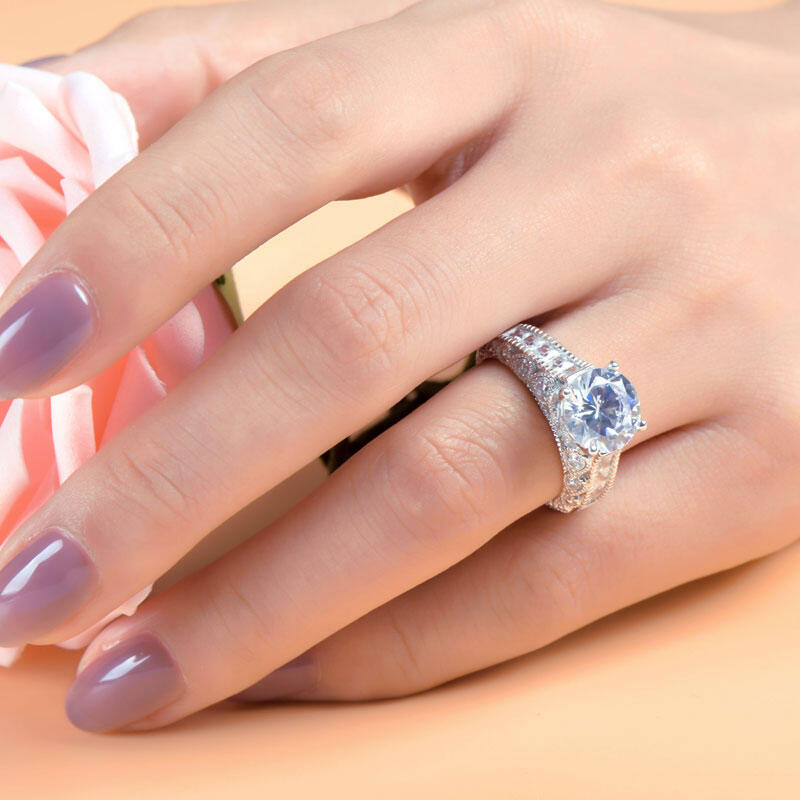 Jeulia Vintage Three Side Pave Round Cut Sterling Silver Ring