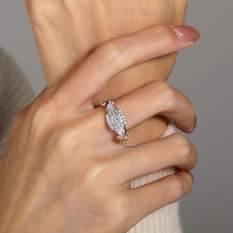 Jeulia Twisted Halo Multi Stone Engagement Ring