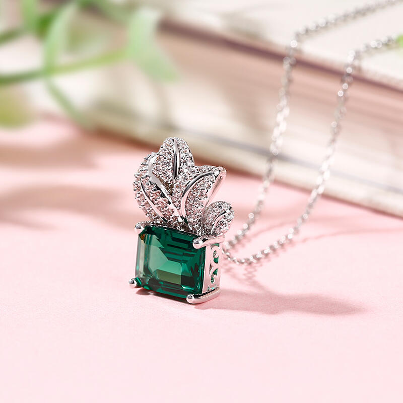 Jeulia Leaf Design Emerald Cut Sterling Silver Necklace
