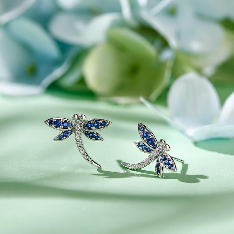 Jeulia "Garden Dragonfly" Round Cut Sterling Silver Earrings