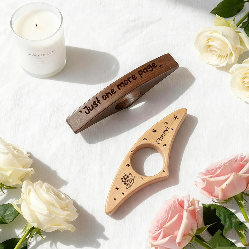 Gepersonaliseerde houten boekenlegger met naamgravure Cadeau voor kinderen voor het nieuwe schooljaar