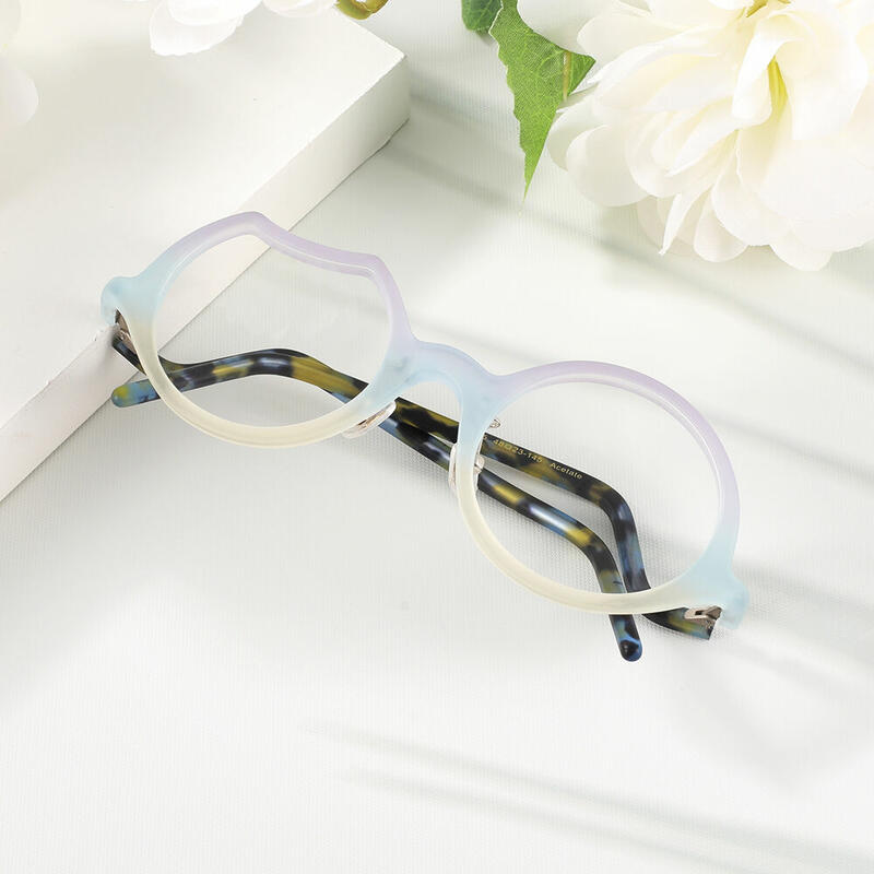 Audition Runde Blaue Brille