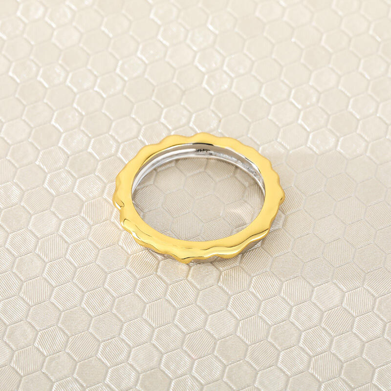 Jeulia Hug Me "Sweet Honey" Men's Wedding Band Two Tone Sterling Silver