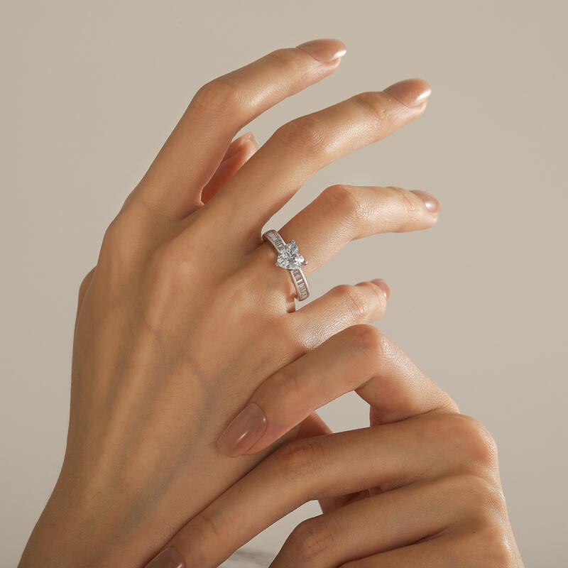 Jeulia Custom Heart Engagement Ring with Emerald Cut Band