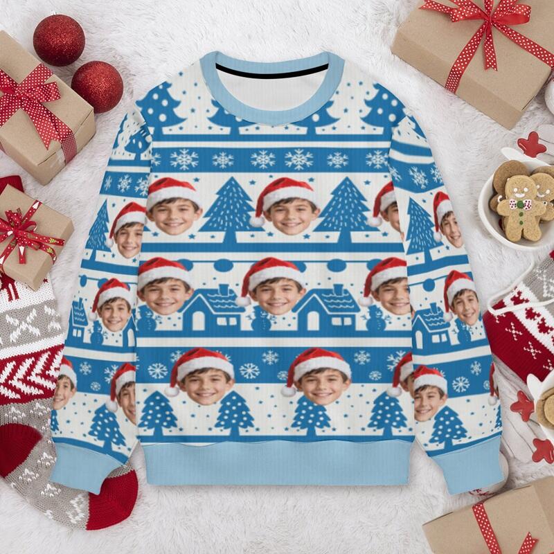 Gepersonaliseerde lelijke trui unisex met eigen gezichtsfoto blauw sneeuwlandschap ontwerp perfect kerstcadeau voor familie