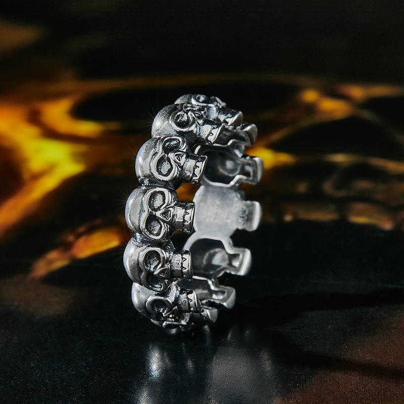 Jeulia "Phantom" Skull Sterling Silver Band