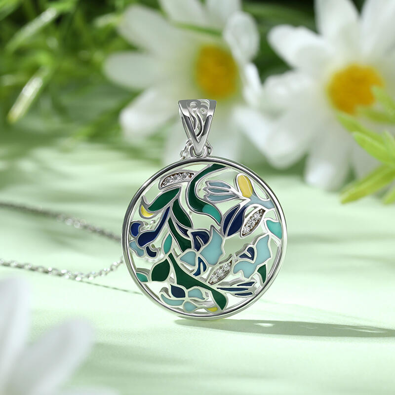 Jeulia Dreamy Garden "Garland" Flower and Leaf Enamel Sterling Silver Necklace