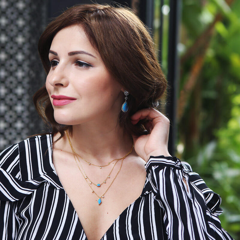 Jeulia Dreamlike ブルー オパール ピアス