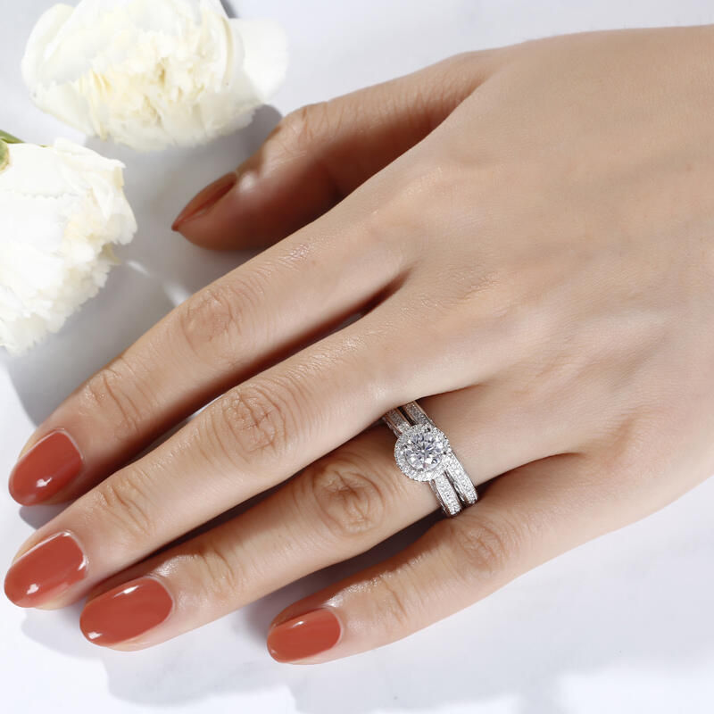 Jeulia Halo Round Cut Sterling Silver Ring Set
