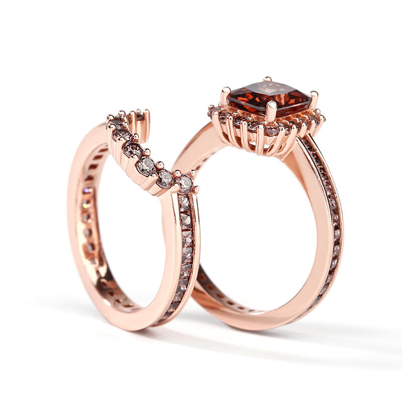 Jeulia "Delicious Coffee" Halo Emerald Cut Sterling Silver Ring Set