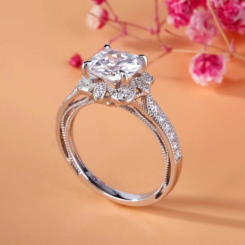 Jeulia Vintage Floral Cushion Cut Sterling Silver Ring