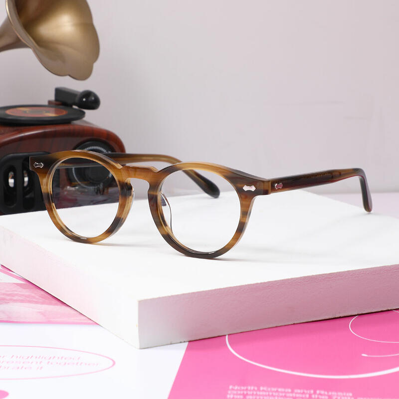 Clauie Round Orange Tortoise Glasses