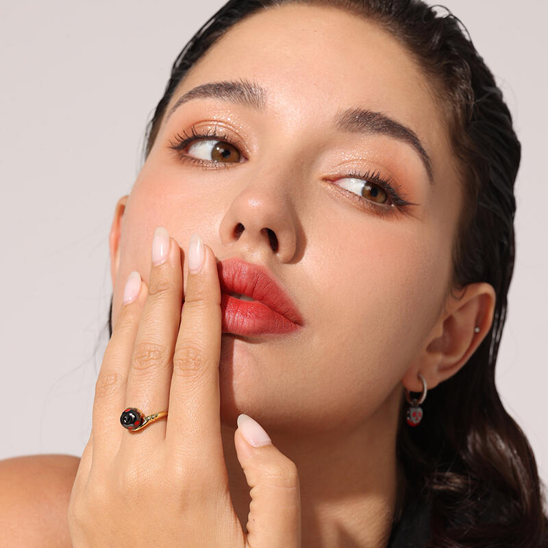 Jeulia Anillo con manzana venenosa en dos tonos de plata de ley