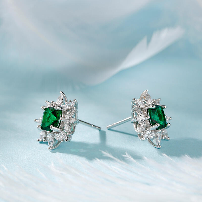 Jeulia Vintage Design Halo Cushion Cut Sterling Silver Stud Earrings