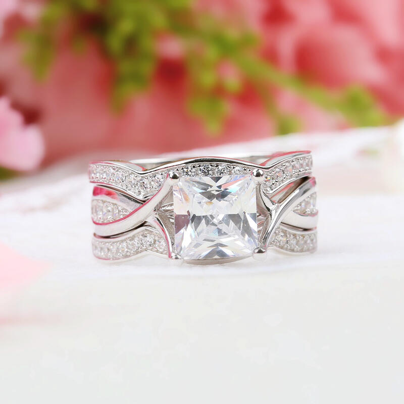 Jeulia Twist Princess Cut Sterling Silver Ring Set