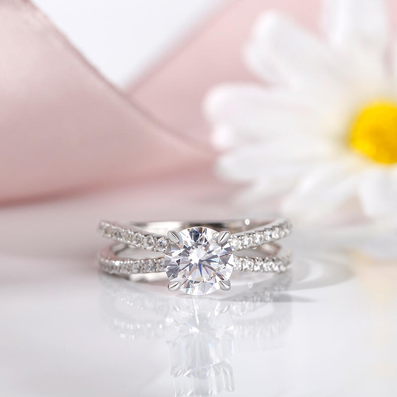 جوليا خاتم قطع دائري من الفضة الإسترليني