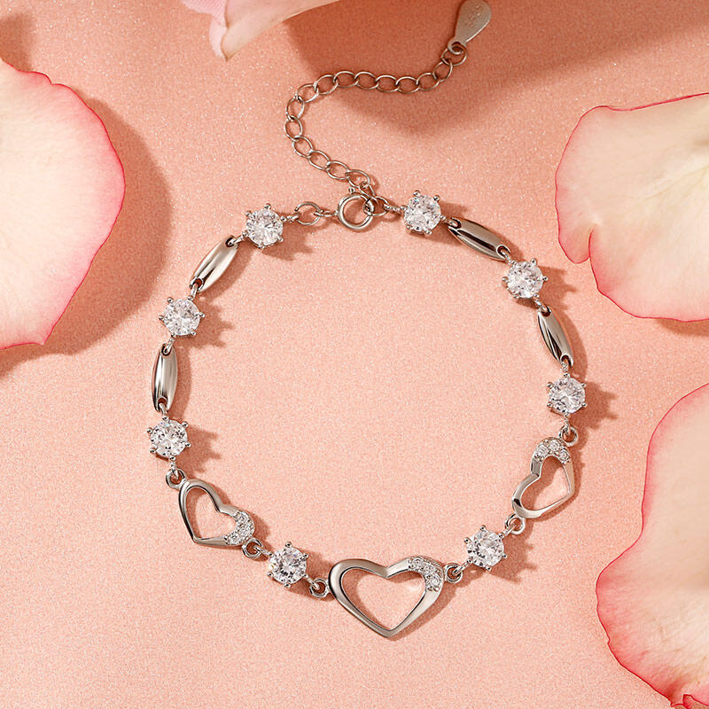 Jeulia Heart Shape Sterling Silver Bracelet