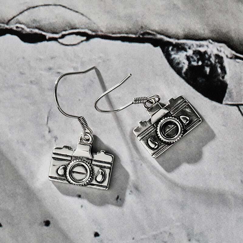 Jeulia "Cool Camera" Sterling Silver Earrings