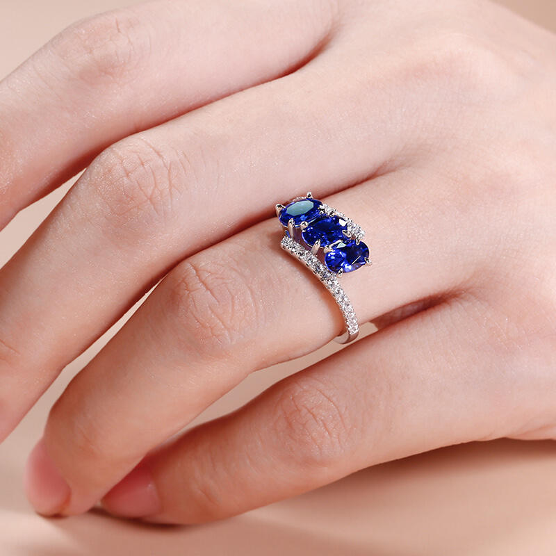 Jeulia Anillo Con Rama De Corte Ovalado En Plata De Ley