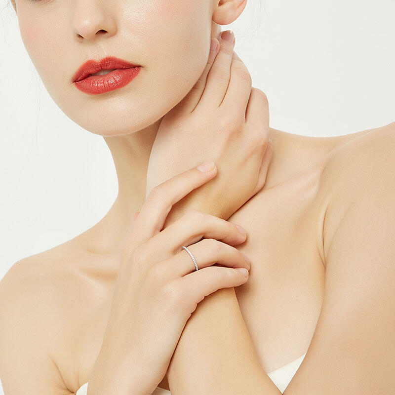 Jeulia Classic Round Cut Sterling Silver Women's Band