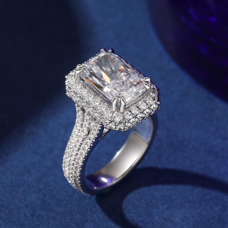 Jeulia "Captivating Brilliance" Emerald Cut Halo Sterling Silver Ring