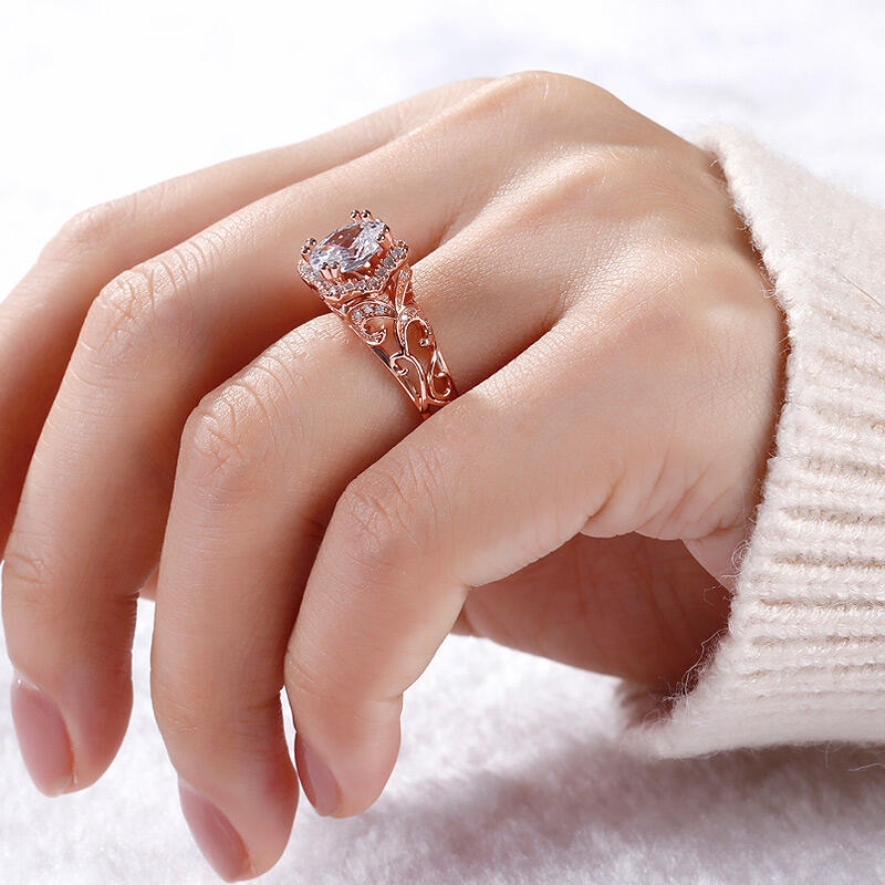 Jeulia Rose Gold Tone Halo Oval Cut Sterling Silver Ring