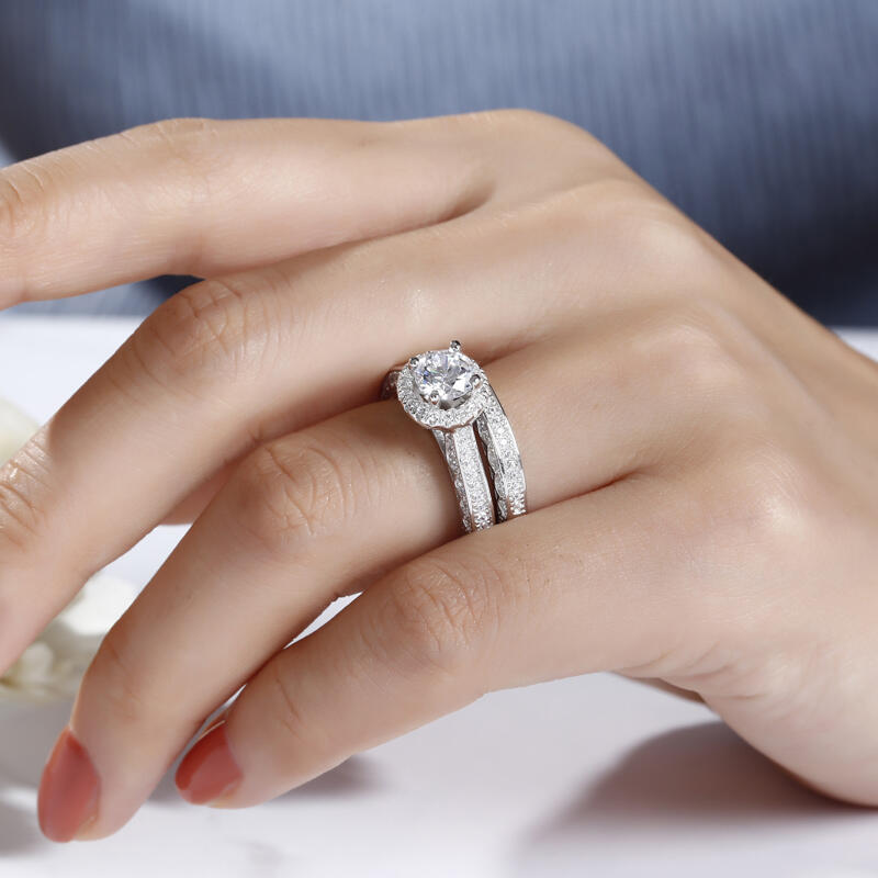 Jeulia Halo Round Cut Sterling Silver Ring Set