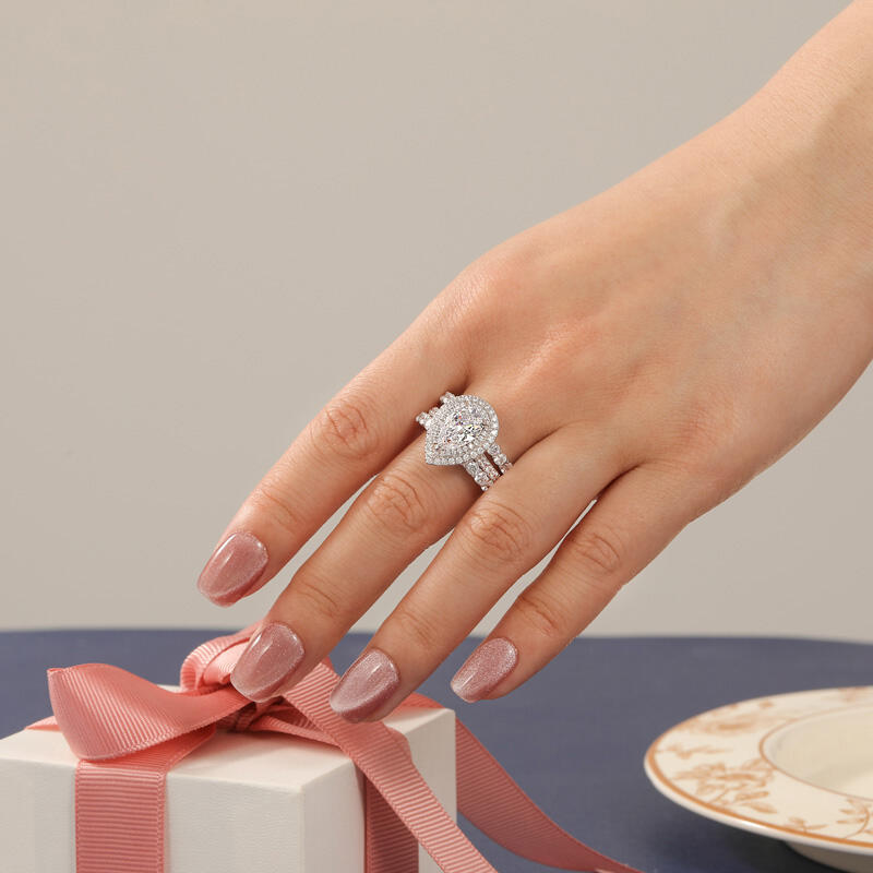 Jeulia Double Halo Pear Cut Engagement Ring Set 3PCS with Eternity Band