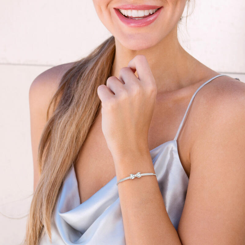 Jeulia Two Heart Knot Bracelet