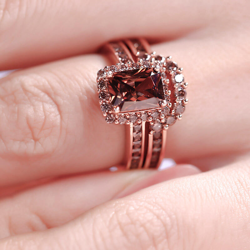 Jeulia "Delicious Coffee" Halo Emerald Cut Sterling Silver Ring Set