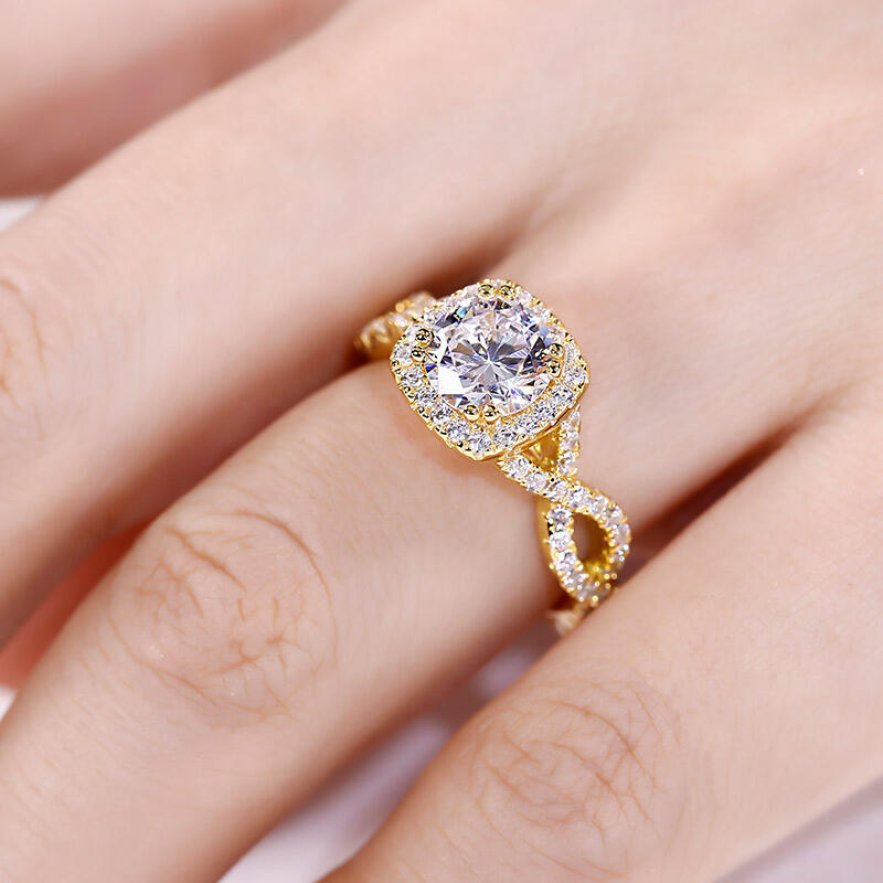 Twist Round Cut Sterling Silver Ring