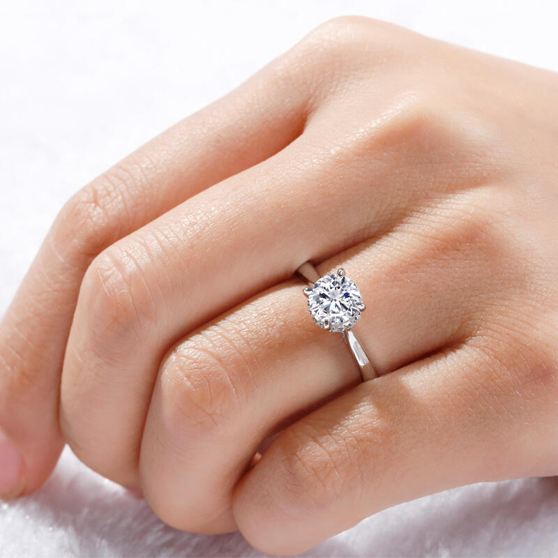 Jeulia Solitaire Round Cut Sterling Silver Ring