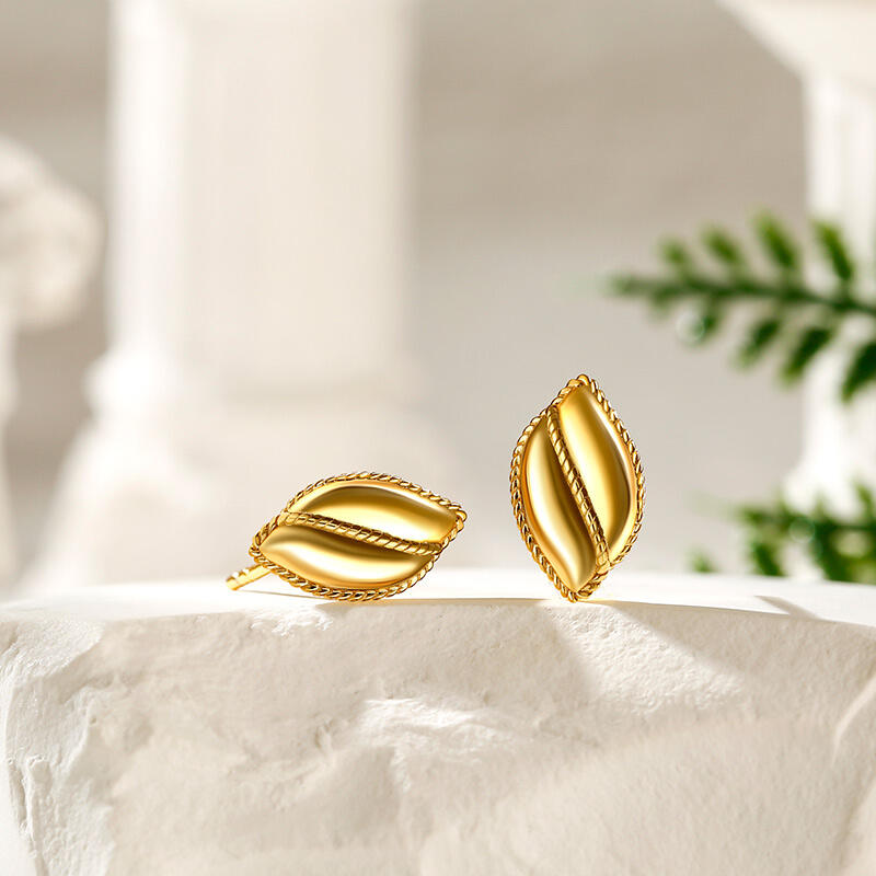 Jeulia Shell Shape Sterling Silver Stud Earrings