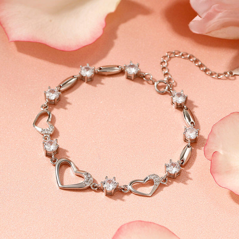 Jeulia Heart Shape Sterling Silver Bracelet