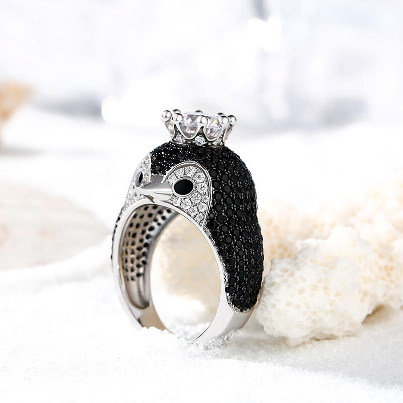 Jeulia "Be Your King" Penguin Sterling Silver Ring