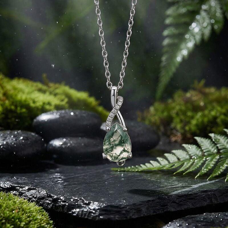 Pear Moss Agate Necklace