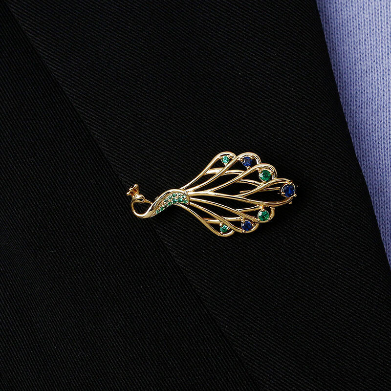 Jeulia Broche con diseño de pavo real de plata de ley