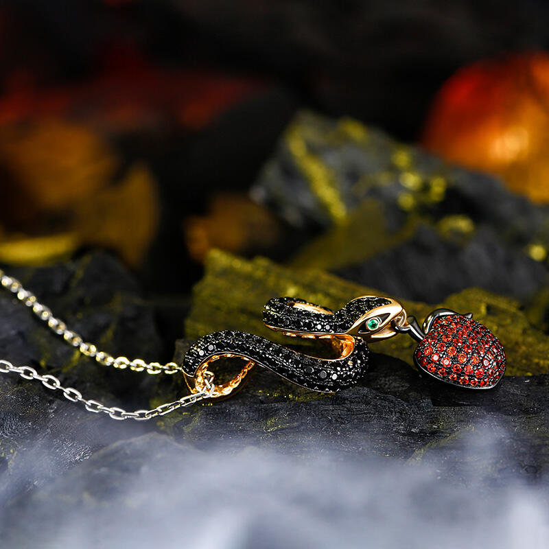 Jeulia "Forbidden Fruit" Snake&Apple Sterling Silver Jewelry Set