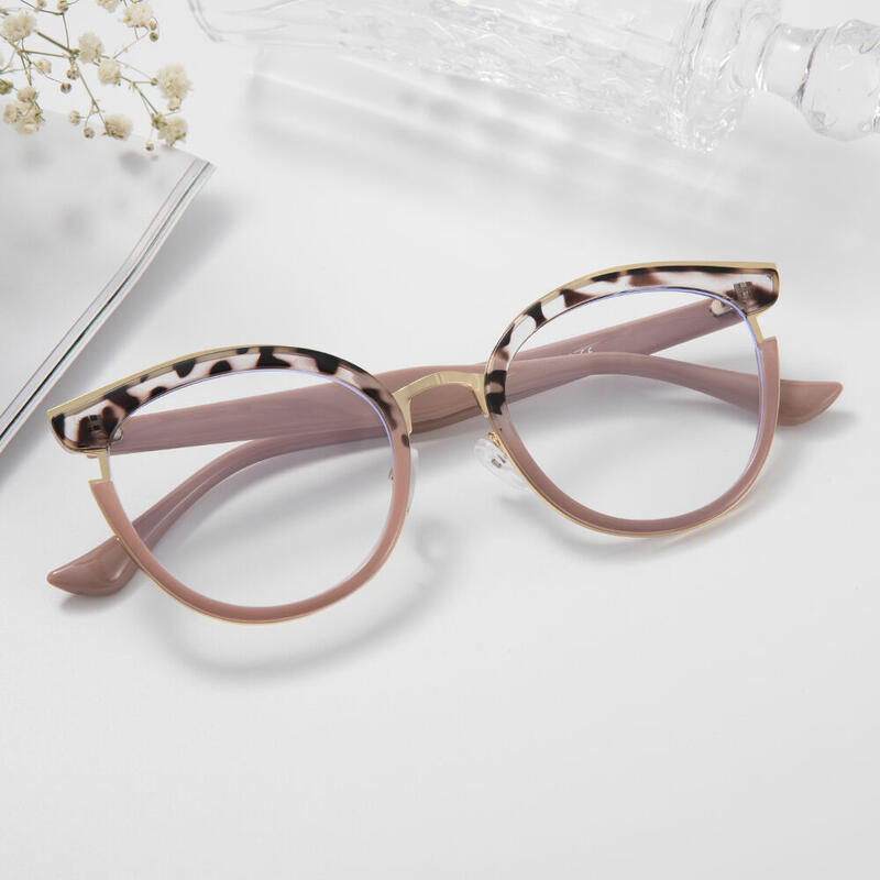 Harte Cat Eye Gray Glasses