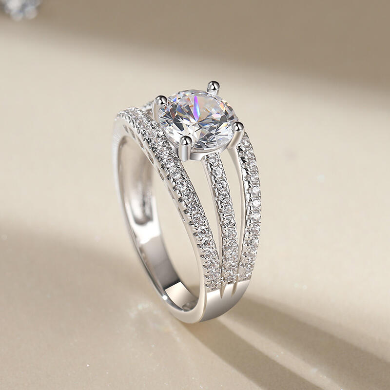 Jeulia Anillo de Compromiso de Plata de Ley de Corte Redonda con Vástago Dividido y Pavé