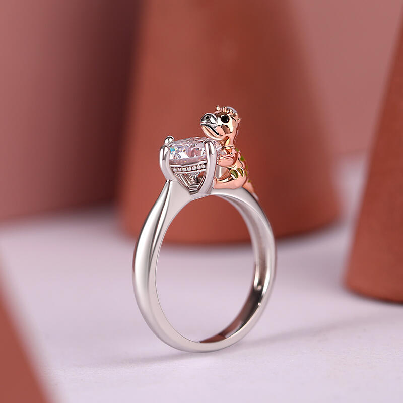 Jeulia Hug Me "Clever Dinosaur" Pachycephalosaurus Round Cut Sterling Silver Ring