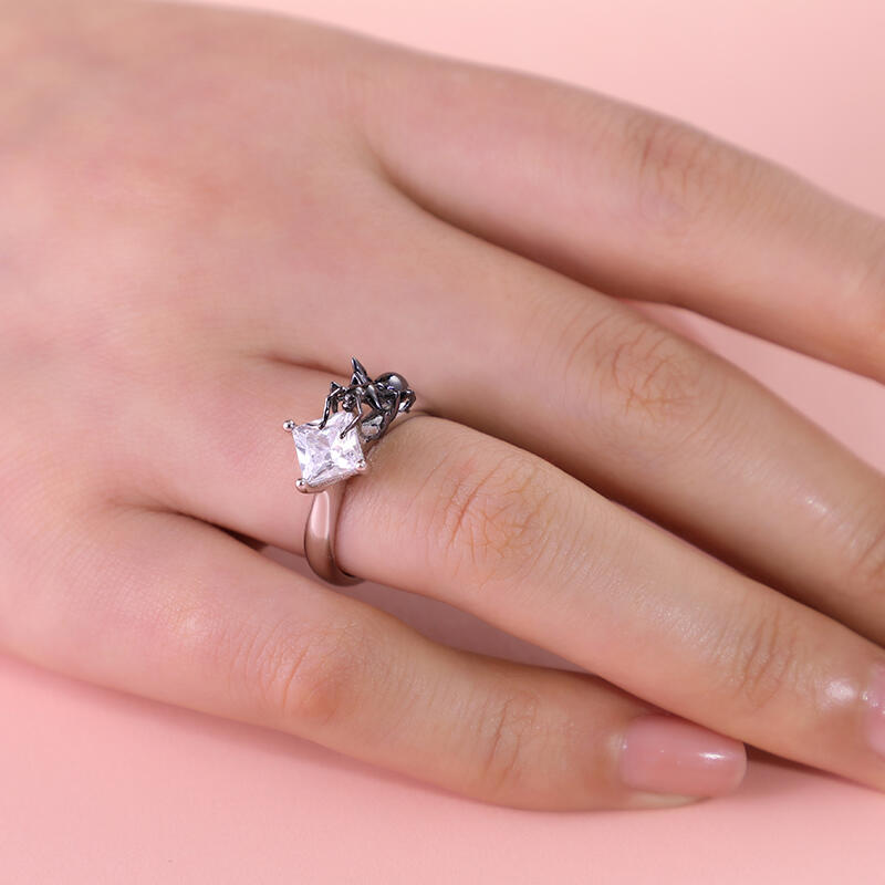 Jeulia Hug Me "Fascinating Insect" Ant Princess Cut Sterling Silver Ring
