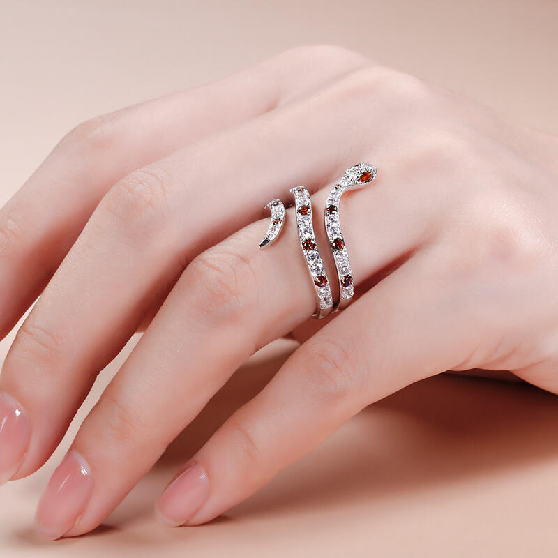 Jeulia Snake Shape Sterling Silver Cocktail Ring