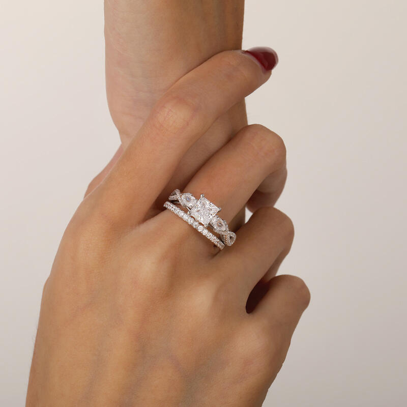 Jeulia Twist Three Stone Princess Cut Engagement Ring Set